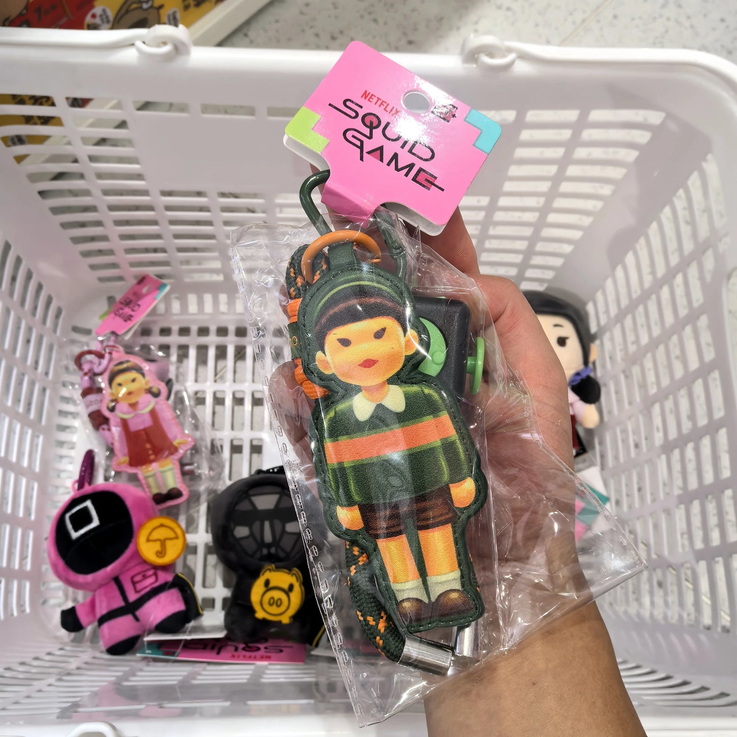 Squid Game Soft Plush Keyring - Cute Collectible Fan Gift, Bag & Keys Accessories (Men in Red & Men in Black)